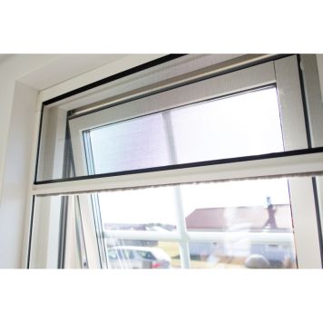 INSEKTSGARDIN LUNDBERGS ROLLO FÖR FÖNSTER 155X153CM