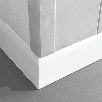 SOCKELLIST 9069 VIT HÖGGLANS 10X58X2600M