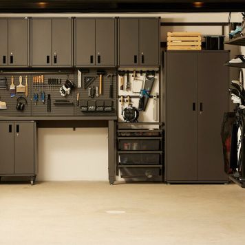 FÖRVARINGSSKÅP HÖGT ELFA GARAGE+ KOMPLETT KIT MATTGRÅ