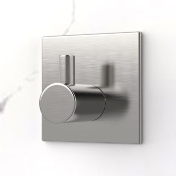 KROK SJÄLVHÄFTANDE ENKEL FYRKANT MATT KROM