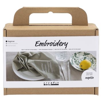 PYSSELKIT CREATIV COMPANY BRODERI SERVETT