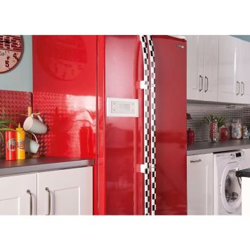 DEKORPLAST SJÄLVHÄFTANDE BLANK SIGNALRÖD 45X200CM 