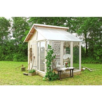 VÄXTHUS MED FÖRRÅD PLUS 6,6M²